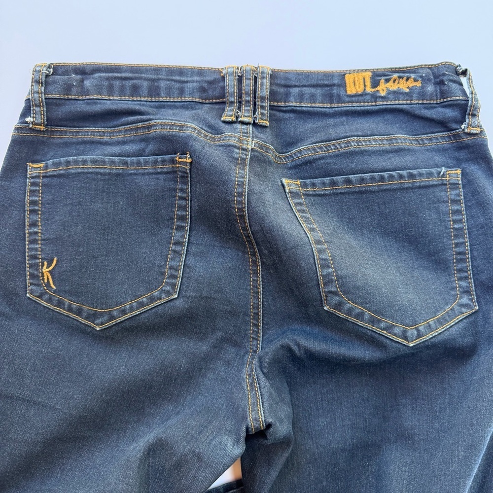 Woman’s Kut From The Kloth Denim Jeans
Lucille Skinny Size 4 - Picture 4 of 9